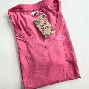 Day Break Pink V-neck T-shirt Large